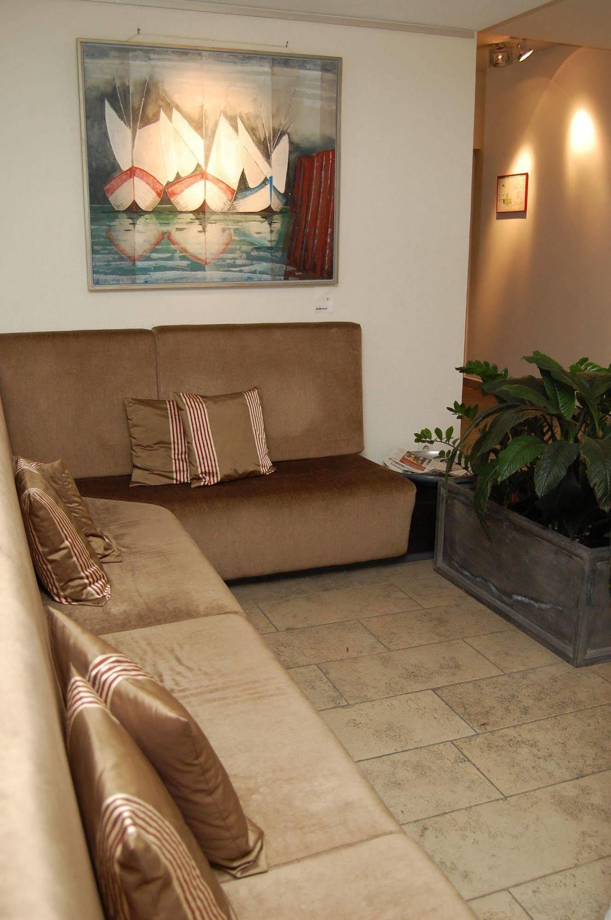 Hotel Begardenhof Кёльн Экстерьер фото